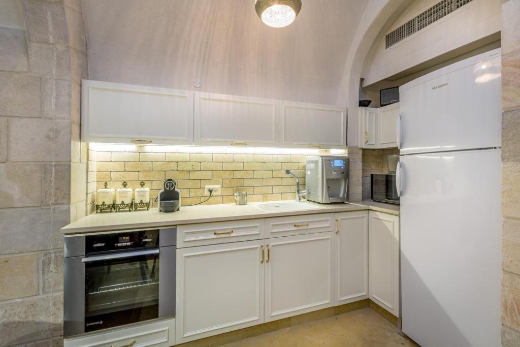 Western Wall Luxury House - Avraham Єрусалим Екстер'єр фото
